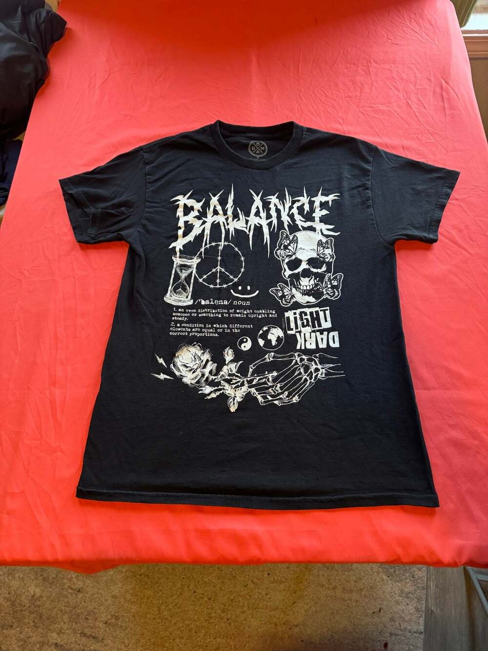 DOM Balance Skull Graphic Tee Black Goth Punk Streetwear Mens Medium
